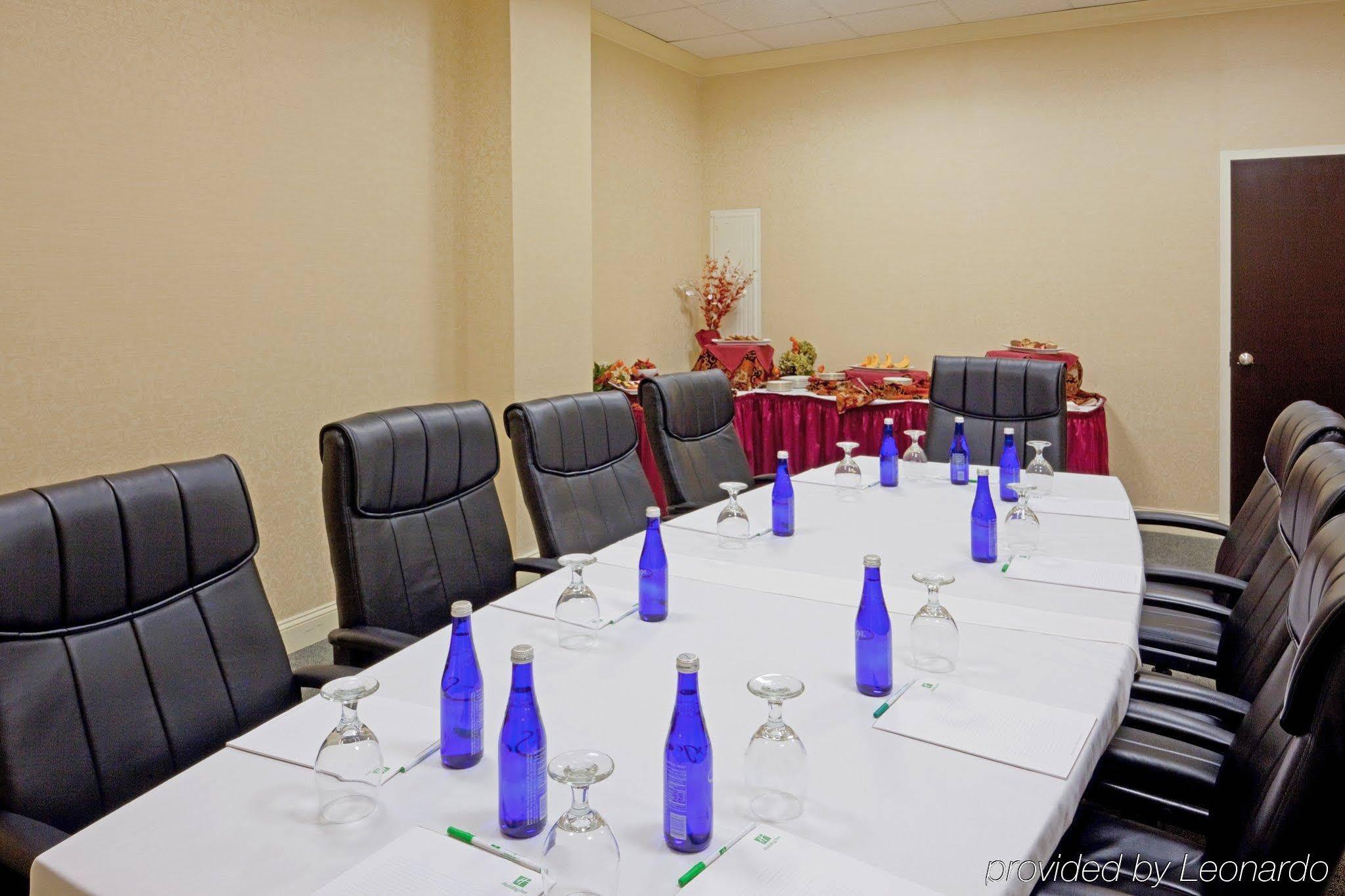 Holiday Inn Boston - Dedham Hotel & Conference Center By Ihg מראה חיצוני תמונה