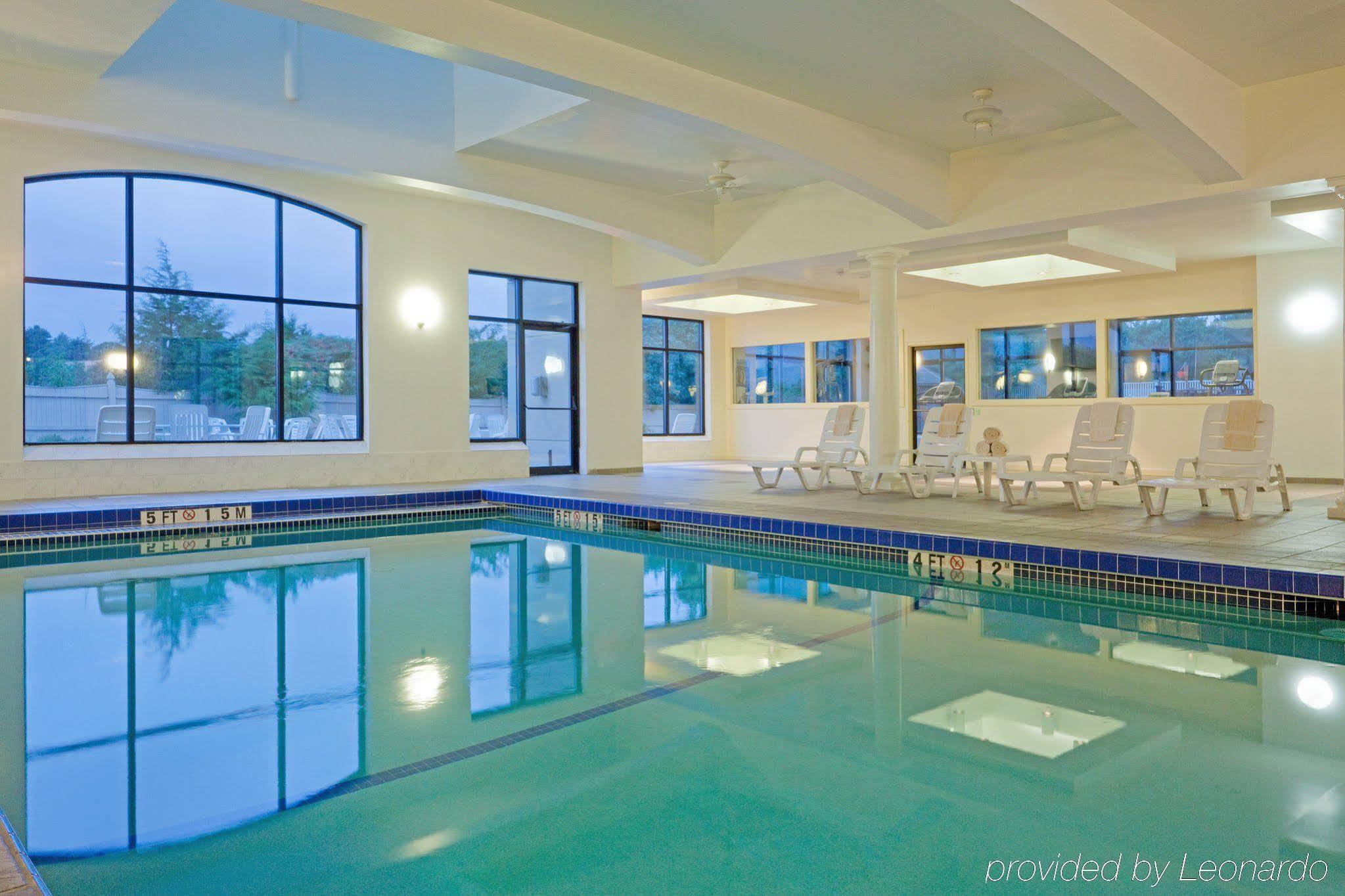 Holiday Inn Boston - Dedham Hotel & Conference Center By Ihg מראה חיצוני תמונה