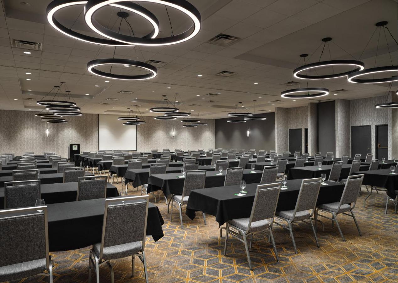 Holiday Inn Boston - Dedham Hotel & Conference Center By Ihg מראה חיצוני תמונה