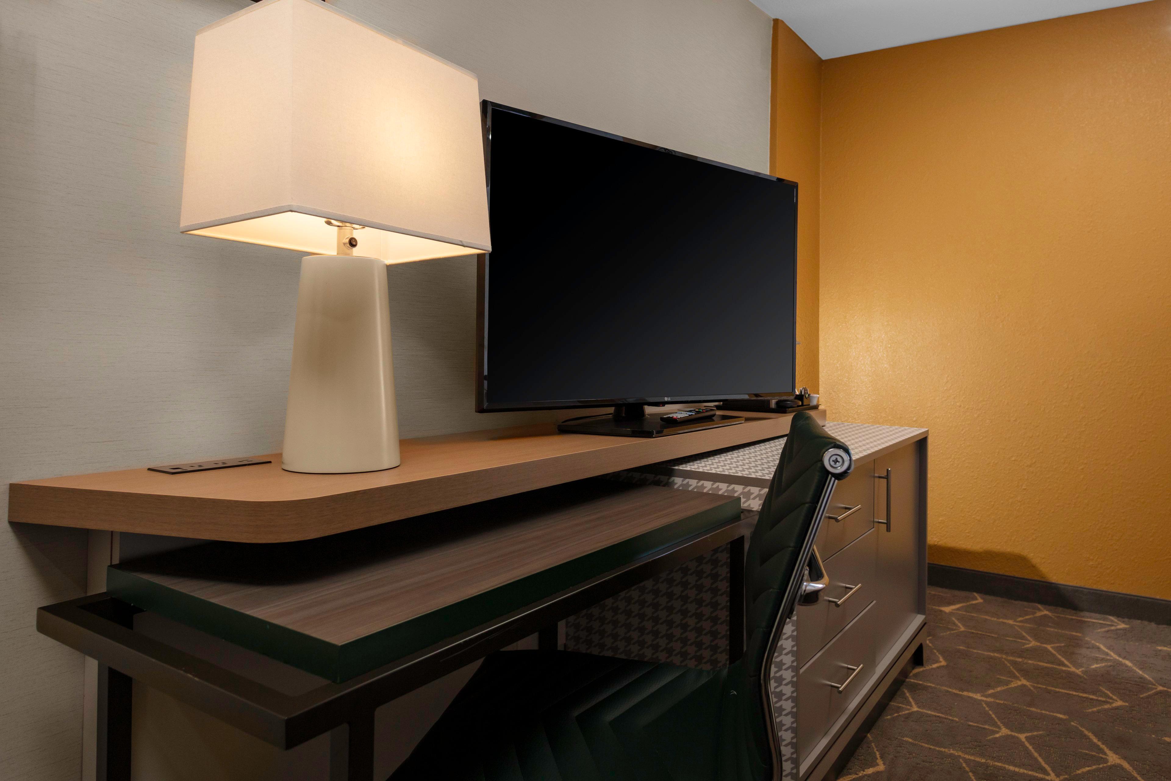 Holiday Inn Boston - Dedham Hotel & Conference Center By Ihg מראה חיצוני תמונה