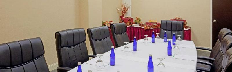 Holiday Inn Boston - Dedham Hotel & Conference Center By Ihg מראה חיצוני תמונה