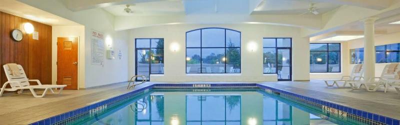 Holiday Inn Boston - Dedham Hotel & Conference Center By Ihg מראה חיצוני תמונה